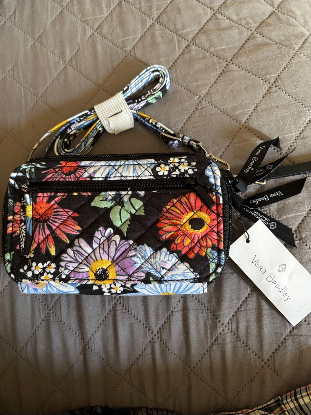 Vera Bradley Black Quilted Floral Mini Crossbody - Picture 1 of 5